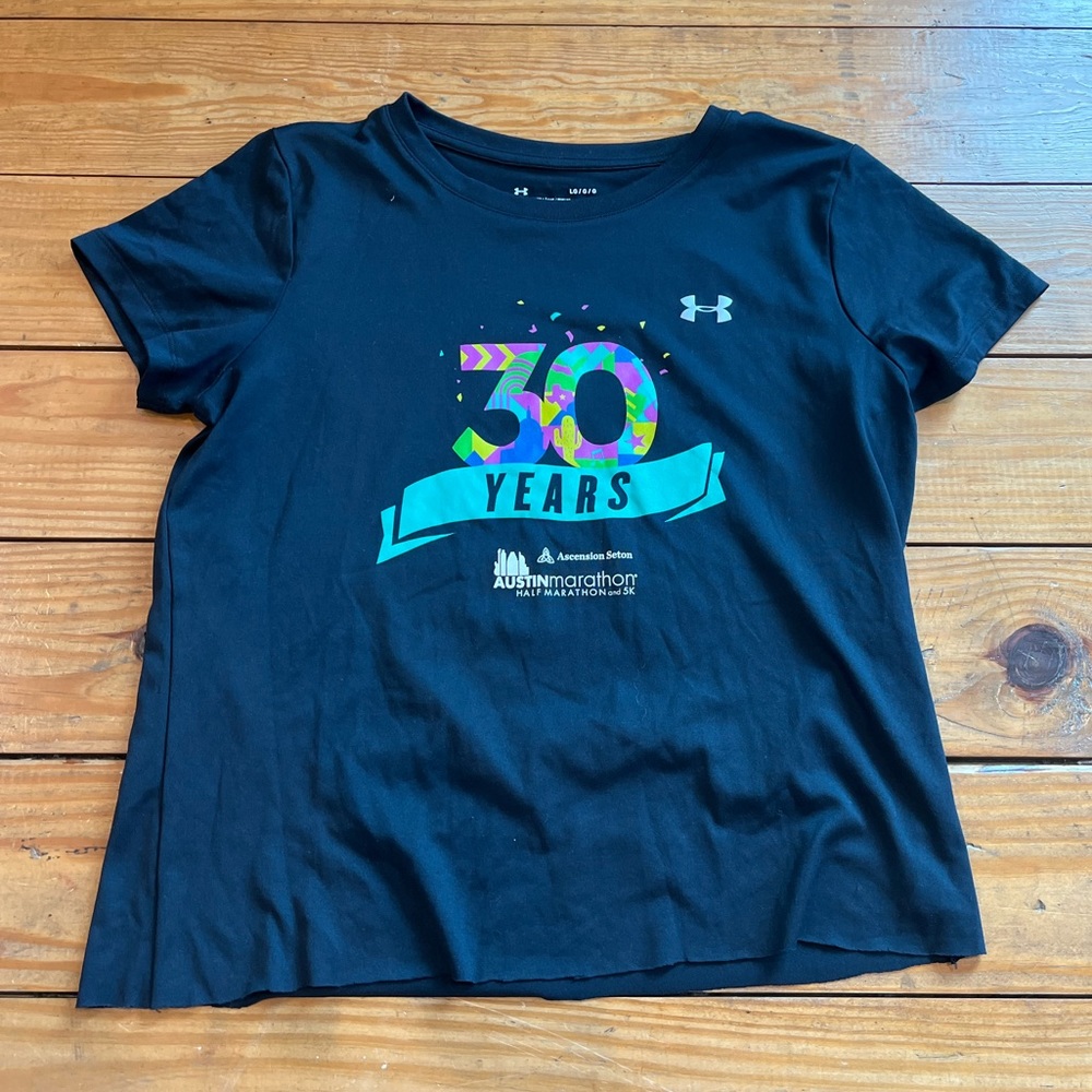 (409) *CROPPED AUSTIN MARATHON SHIRT*